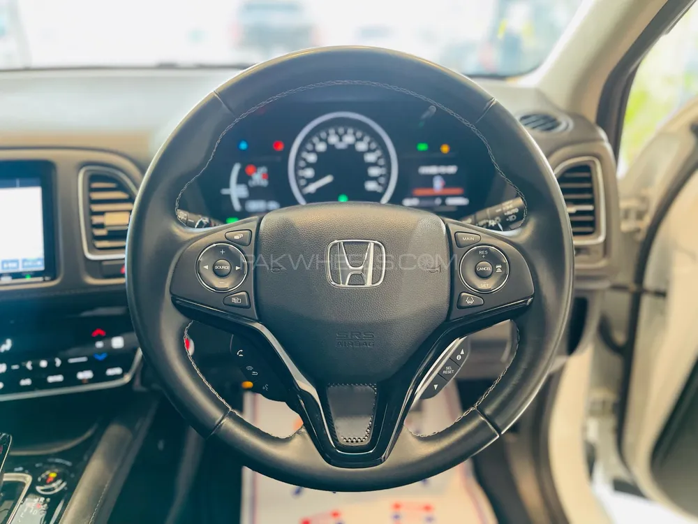 Honda Vezel 2018 for Sale in Islamabad Honda Vezel 2018 for Sale in Islamabad Image-11