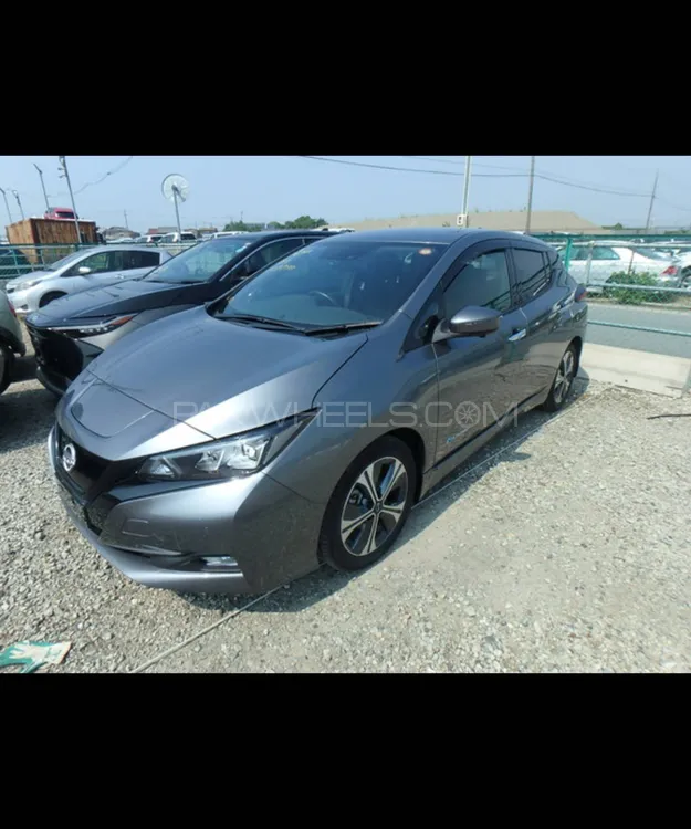 نسان لیف 2022 for Sale in لاہور نسان لیف 2022 for Sale in لاہور Image-2