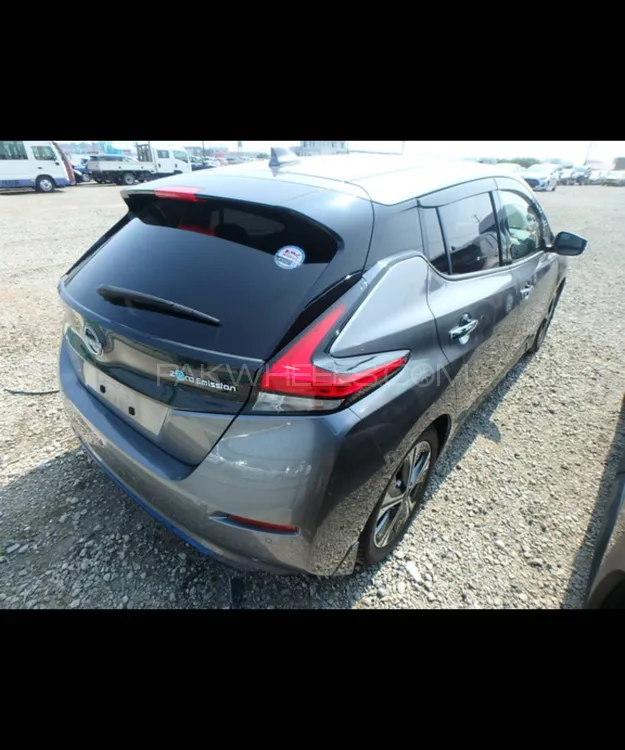 نسان لیف 2022 for Sale in لاہور نسان لیف 2022 for Sale in لاہور Image-6