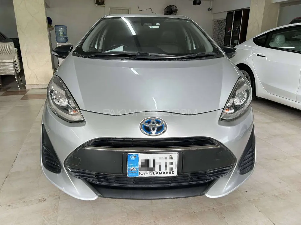 Toyota Aqua 2018 for Sale in Islamabad Image-1
