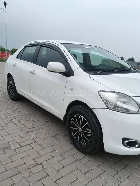 Toyota Belta 2006 for Sale in Gujranwala Image-1