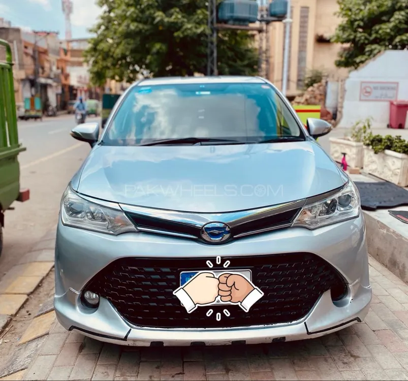 Toyota Corolla Fielder 2015 for Sale in Rawalpindi Image-1