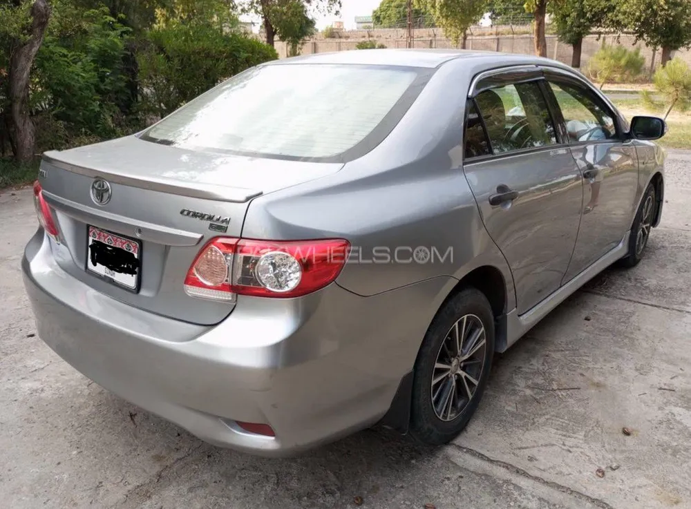Toyota Corolla 2013 for Sale in Kamra Image-1