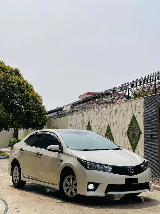 Toyota Corolla 2015 for Sale in Gujranwala Image-1