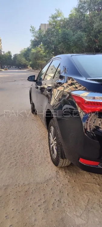 Toyota Corolla 2018 for Sale in Karachi Image-1