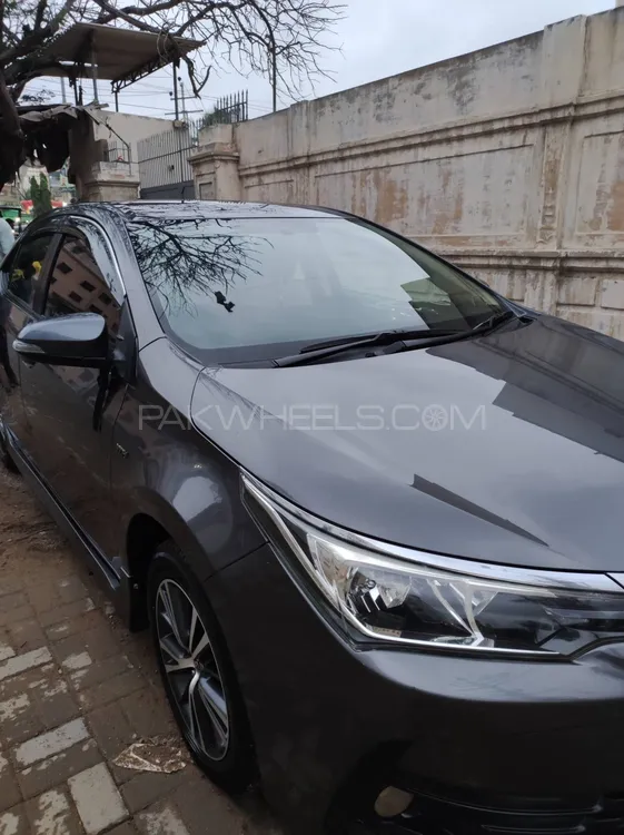Toyota Corolla 2018 for Sale in Karachi Image-1