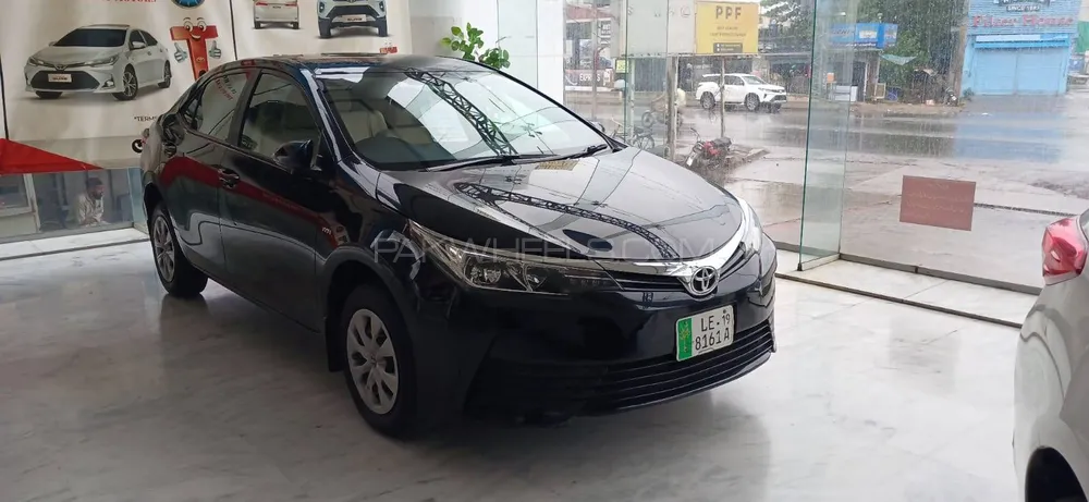 Toyota Corolla 2019 for Sale in Lahore Image-1