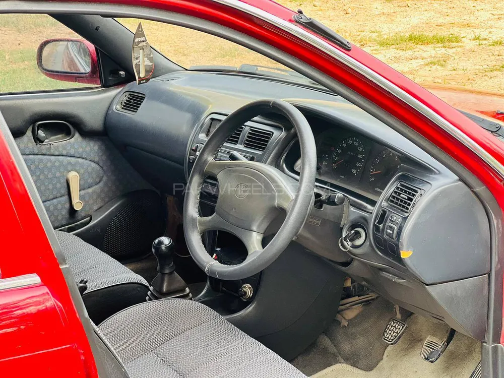 Toyota Corolla 1995 for Sale in Dera ismail khan Image-1