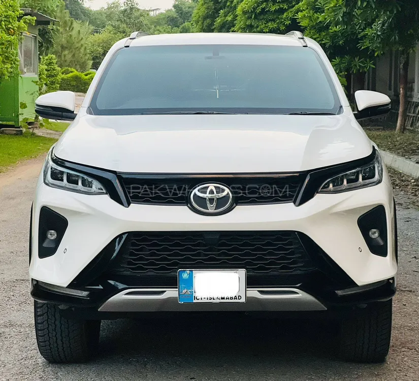 Toyota Fortuner 2023 for Sale in Islamabad Image-1