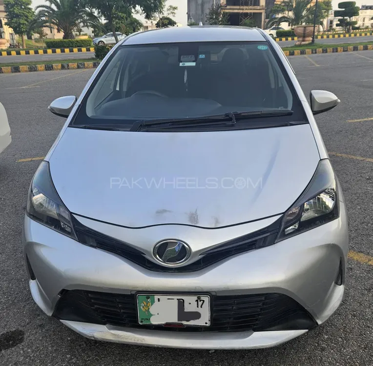 Toyota Vitz 2015 for Sale in Rawalpindi Image-1