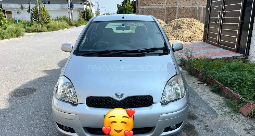 Toyota Vitz 2002 for Sale in Peshawar Image-1
