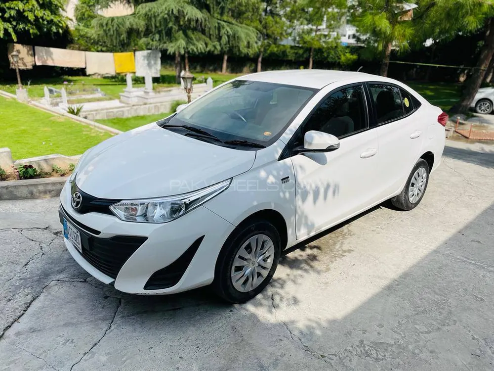 Toyota Yaris Sedan 2021 for Sale in Islamabad Image-1