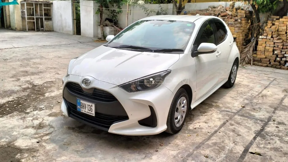 Toyota Yaris Hatchback 2022 for Sale in Peshawar Image-1