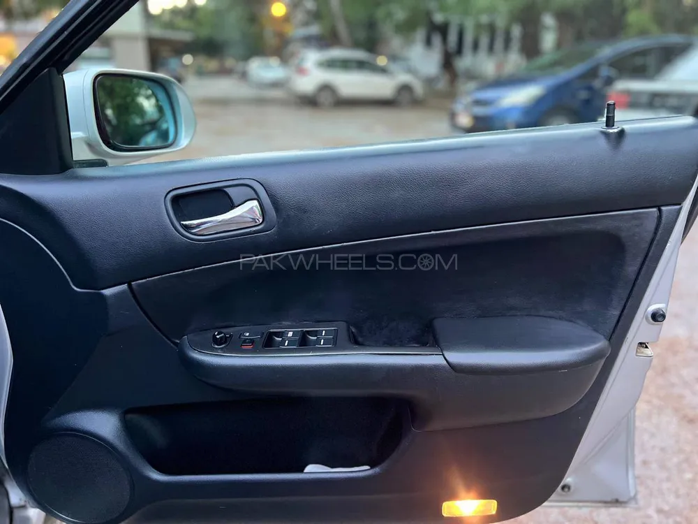ہونڈا اکارڈ 2003 for Sale in اسلام آباد ہونڈا اکارڈ 2003 for Sale in اسلام آباد Image-15