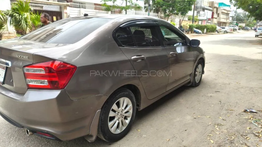 Honda City 2016 for Sale in Karachi Image-1