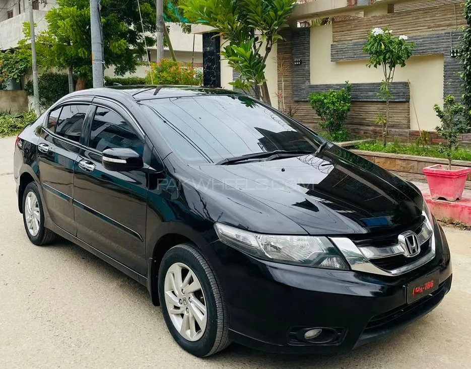 Honda City 2020 for Sale in Karachi Image-1