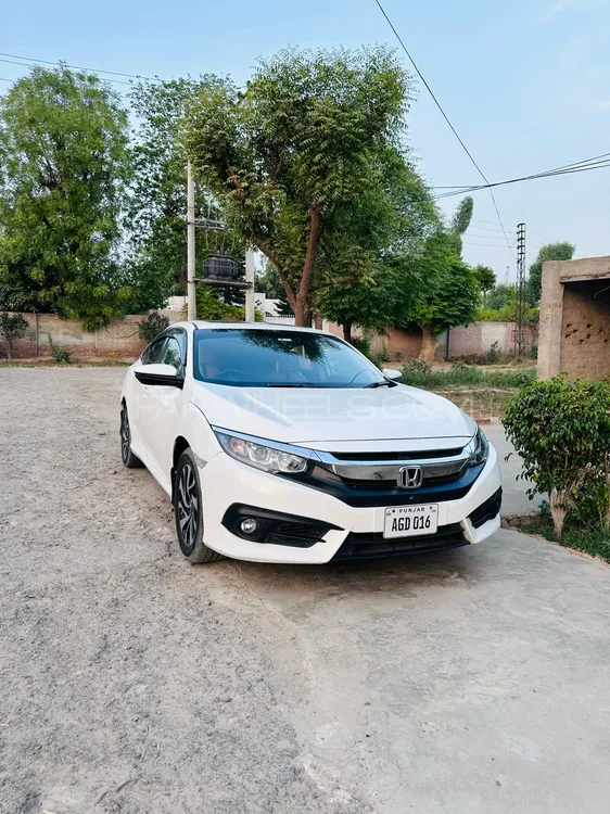 Honda Civic 2018 for Sale in Chishtian Image-1