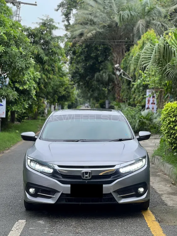 Honda Civic 2020 for Sale in Lahore Image-1
