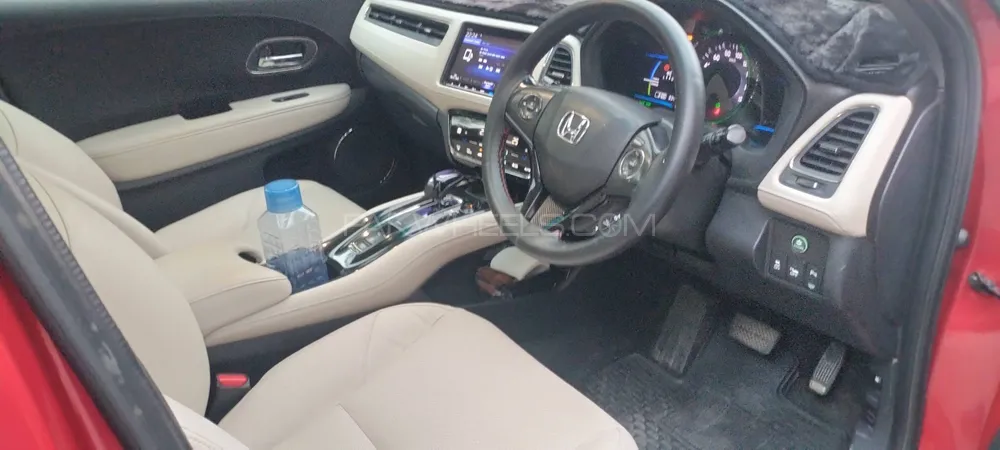Honda Vezel 2017 for Sale in Islamabad Honda Vezel 2017 for Sale in Islamabad Image-12