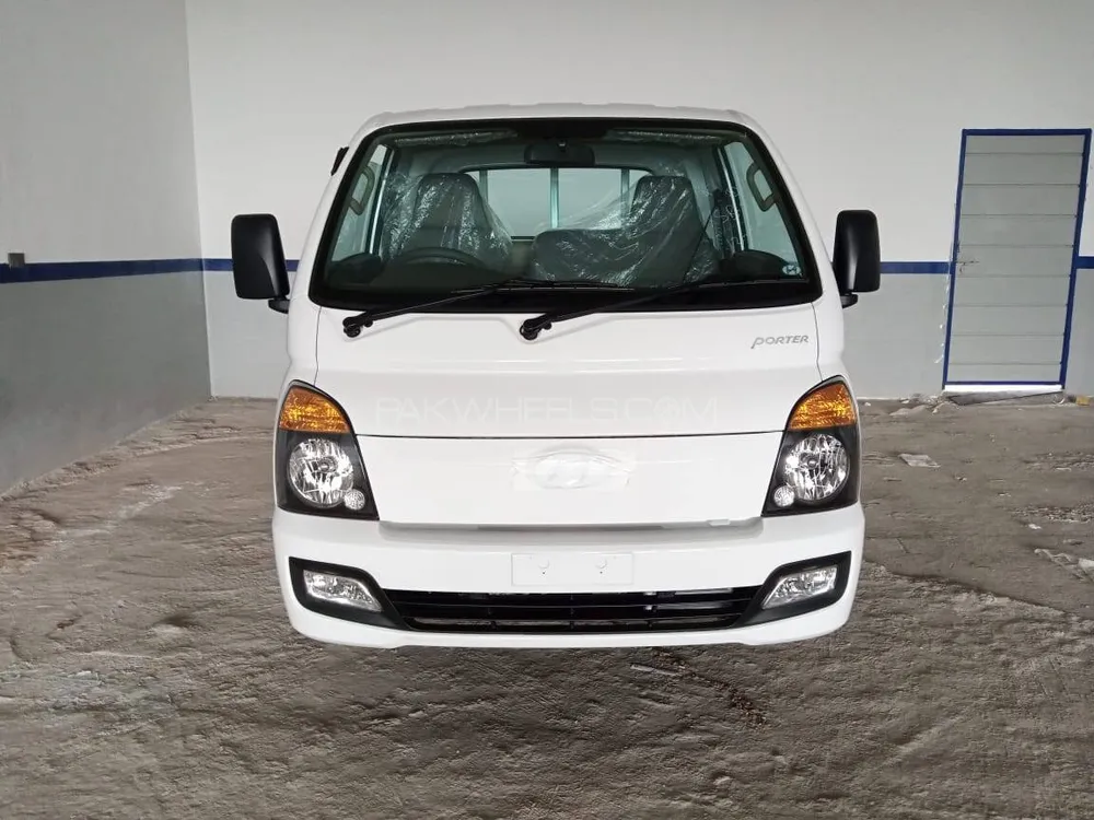 Hyundai H-100 2025 for Sale in Islamabad Image-1