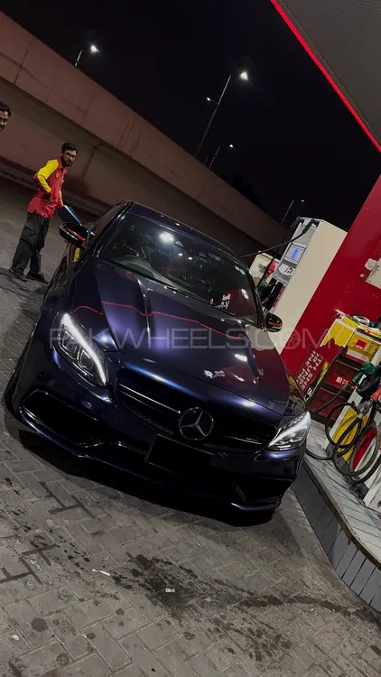 Mercedes Benz C Class 2017 for Sale in Karachi Image-1
