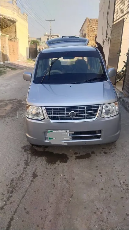 Nissan Otti 2011 for Sale in Faisalabad Image-1