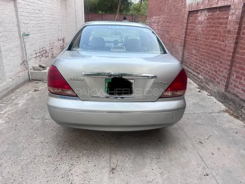 Nissan Sunny 2009 for Sale in Lahore Image-1