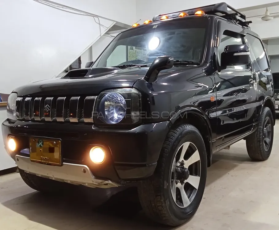Suzuki Jimny 2010 for Sale in Karachi Image-1