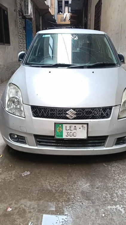 Suzuki Swift 2010 for Sale in Lahore Image-1