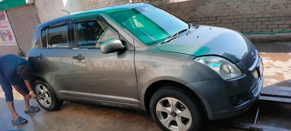 Suzuki Swift 2012 for Sale in Islamabad Image-1