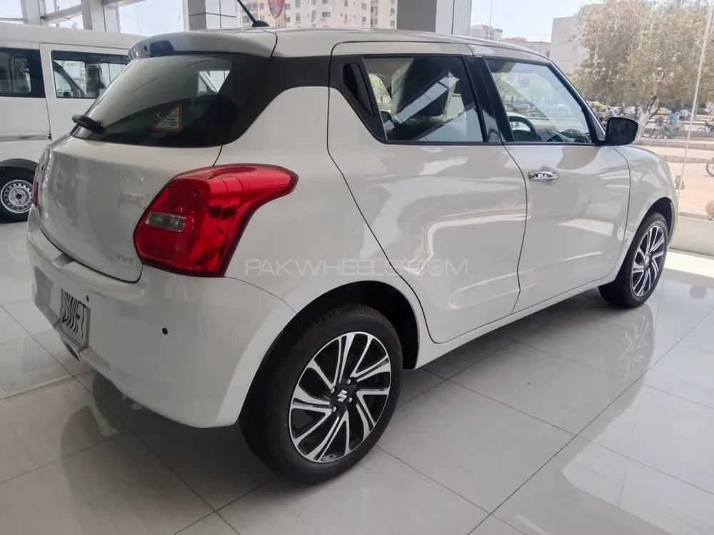 Suzuki Swift 2025 for Sale in Karachi Image-1