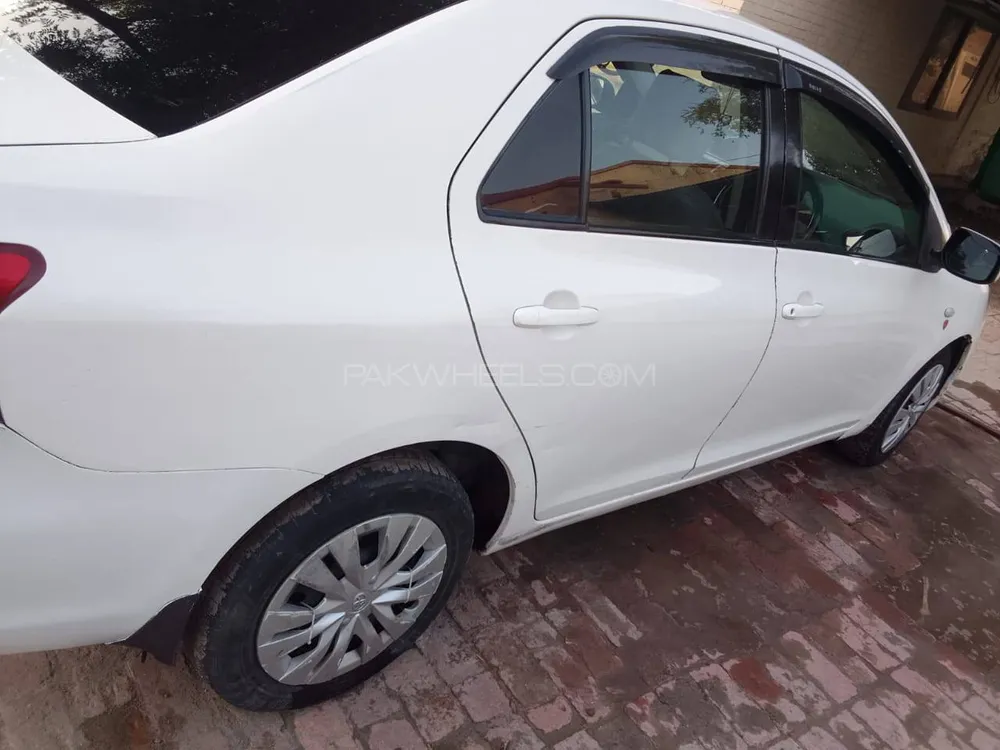 Toyota Belta 2007 for Sale in Multan Image-1