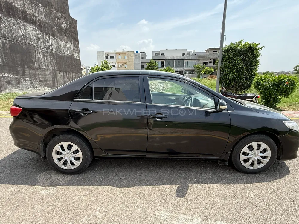 Toyota Corolla 2010 for Sale in Lahore Image-1