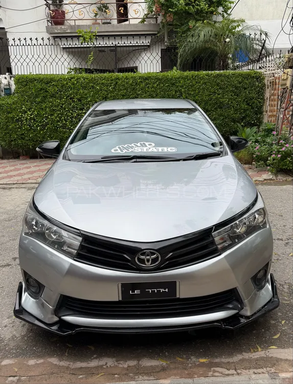 Toyota Corolla 2015 for Sale in Lahore Image-1