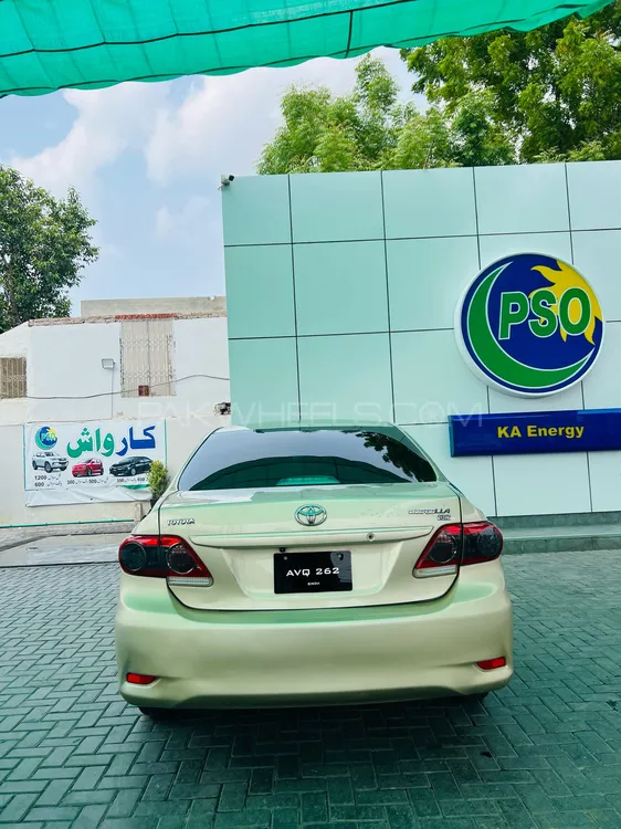 Toyota Corolla 2011 for Sale in Multan Image-1