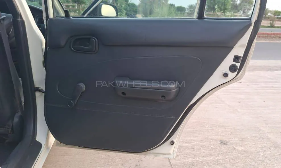 Toyota Corolla 1998 for Sale in Rahim Yar Khan Toyota Corolla 1998 for Sale in Rahim Yar Khan Image-13