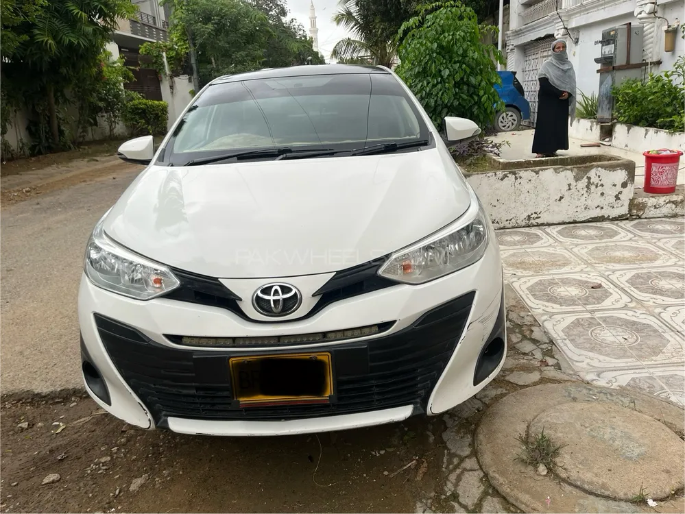 Toyota Yaris Sedan 2020 for Sale in Karachi Image-1