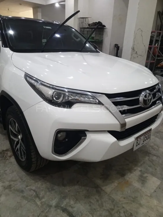 Toyota Fortuner 2017 for Sale in Karachi Image-1