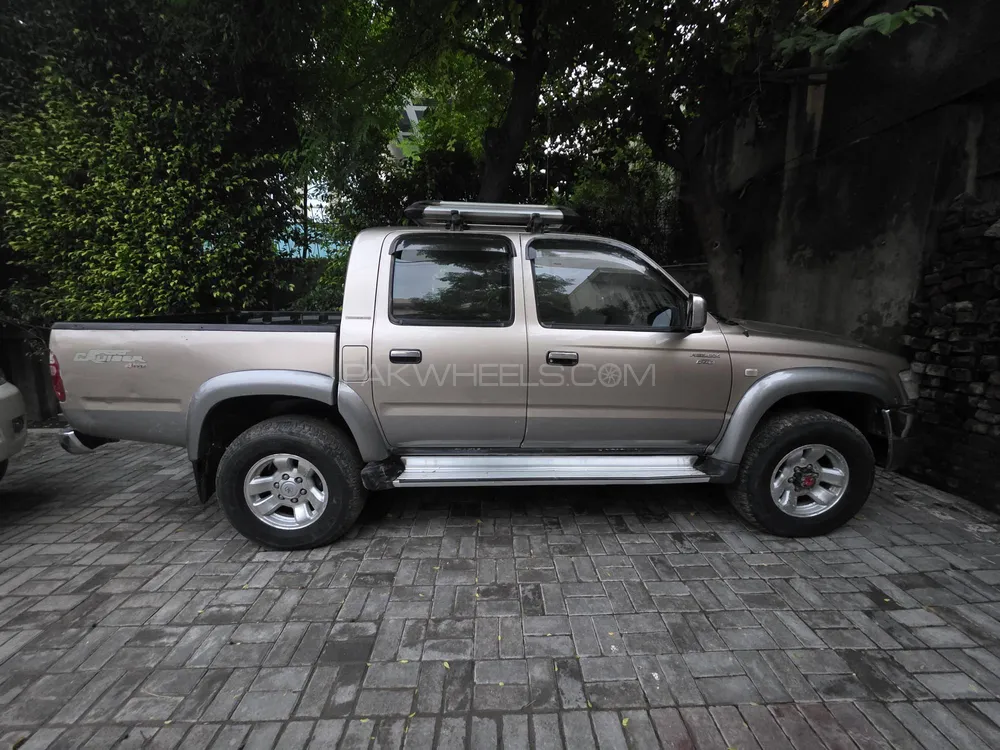 Toyota Hilux 2003 for Sale in Faisalabad Toyota Hilux 2003 for Sale in Faisalabad Image-2