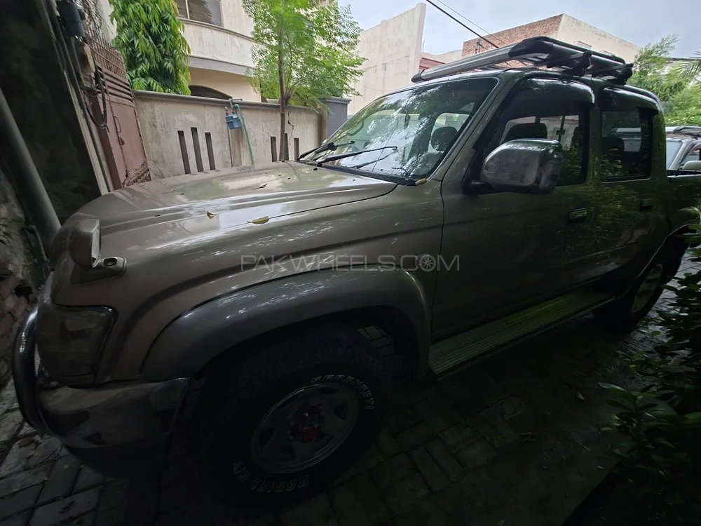 Toyota Hilux 2003 for Sale in Faisalabad Toyota Hilux 2003 for Sale in Faisalabad Image-3