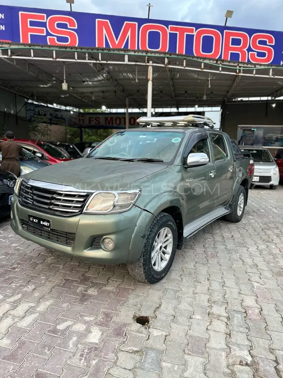 Toyota Hilux 2013 for Sale in Peshawar Image-1