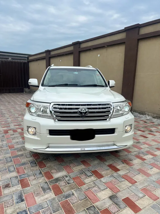 Toyota Land Cruiser 2013 for Sale in Lahore Image-1