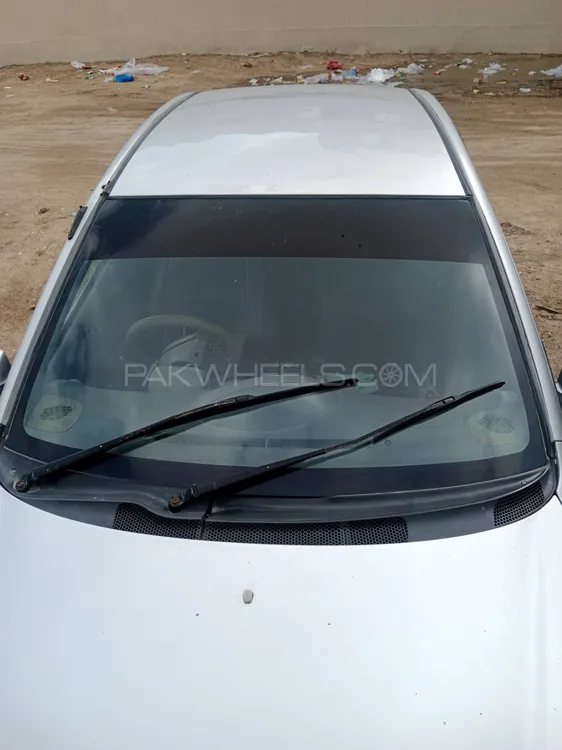 Toyota Platz 2003 for Sale in Karachi Image-1