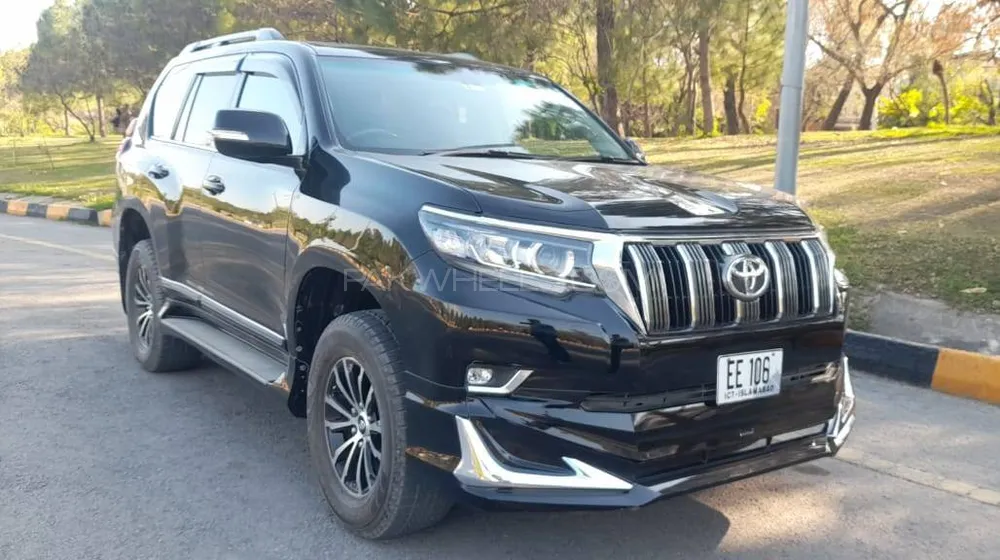 Toyota Prado 2010 for Sale in Islamabad Image-1