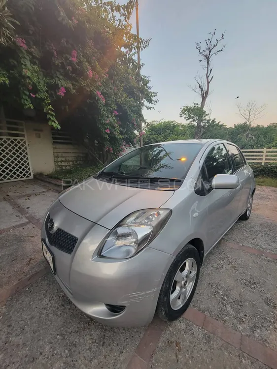 Toyota Vitz 2005 for Sale in Islamabad Image-1
