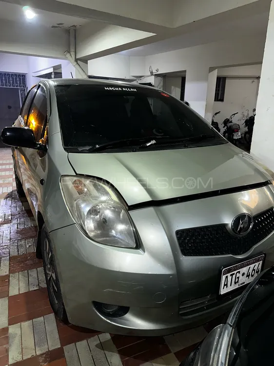 Toyota Vitz 2007 for Sale in Karachi Image-1