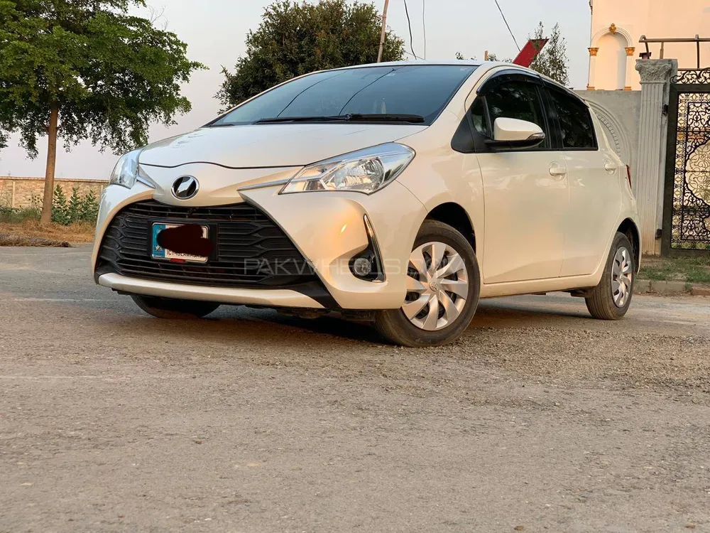 Toyota Vitz 2020 for Sale in Sargodha Image-1