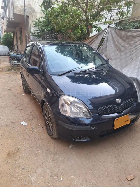 Toyota Vitz 2003 for Sale in Karachi Image-1