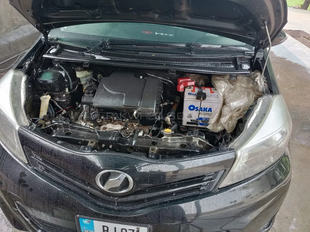 Toyota Vitz 2011 for Sale in Jhelum Image-1