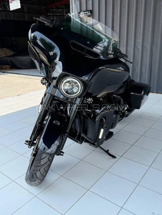ہارلی ڈيوڈسن Street Glide 2016 for Sale ہارلی ڈيوڈسن Street Glide 2016 for Sale Image-2